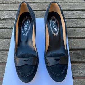 Tods Navy Suede and Leather Loafer Pump